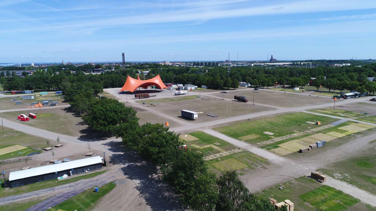 Festivals pladsen før start